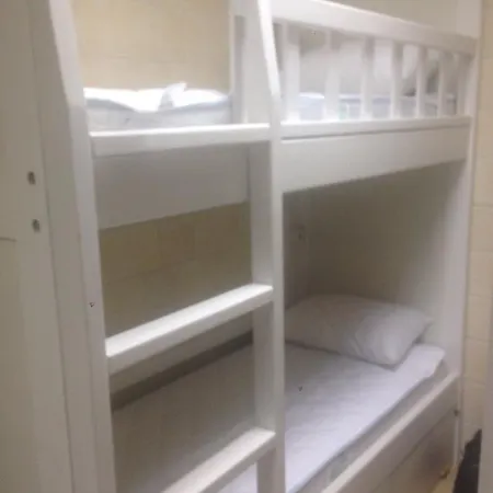 N1 Dom Hostel *